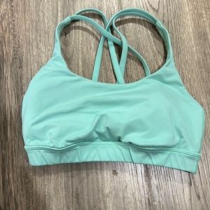 Lululemon energy bra size 4